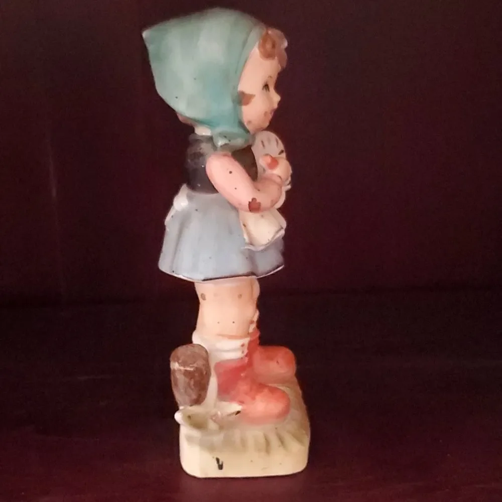 Rossini Girl Artist Porcelain Figurine Japan